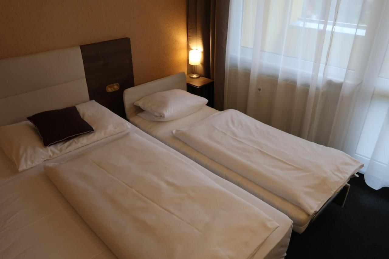 Private Luxury Apartments Фримбурк Екстериор снимка
